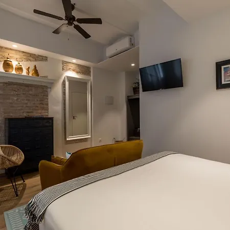Maison Reina Bed & Breakfast