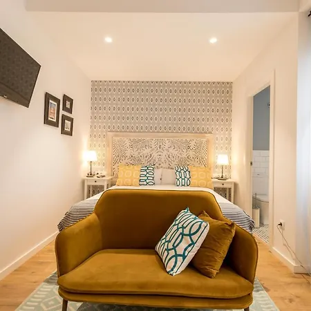 Maison Reina Bed & Breakfast 3*