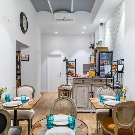 Bed & Breakfast Maison Reina 3*